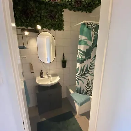 Geschmackvolles 2 Zi Apartment No4 In Top Stadtlage