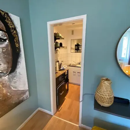 Geschmackvolles 2 Zi Apartment No4 In Top Stadtlage