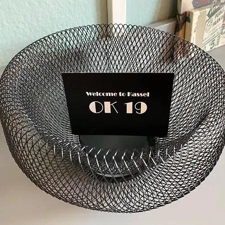 Geschmackvolles 2 Zi Apartment No4 In Top Stadtlage 카셀