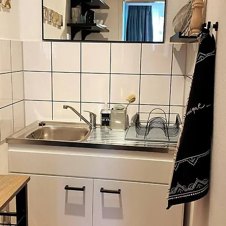 Geschmackvolles 2 Zi Apartment No4 In Top Stadtlage *