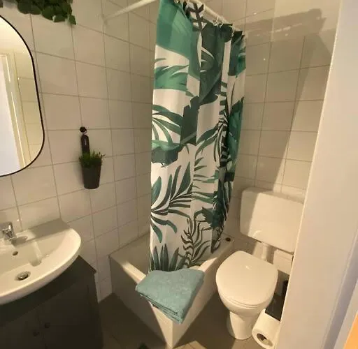 Apartamento Geschmackvolles 2 Zi Apartment No4 In Top Stadtlage *